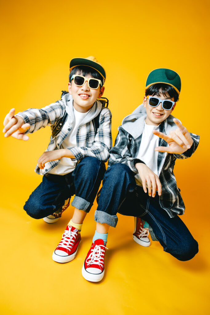 入学撮影　卒業記念　フォトスタジオ　カラフル　おしゃれ　pop 男の子
